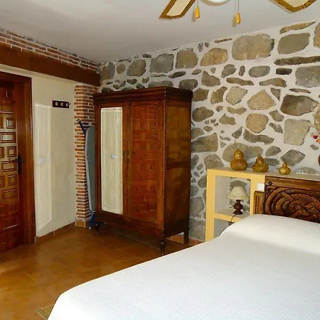 La Arana Piedralaves