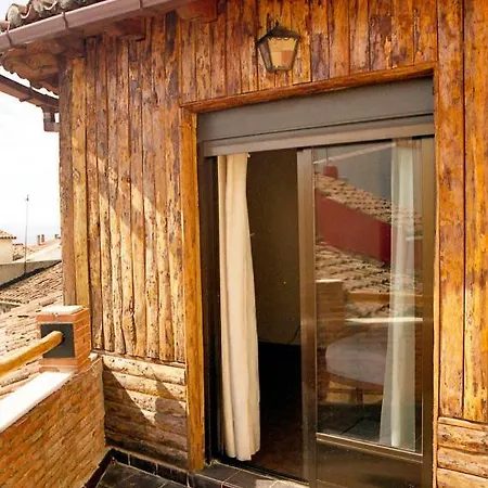 La Arana Holiday home Piedralaves